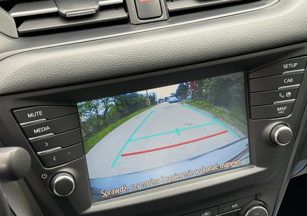 Toyota Avensis cena 59999 przebieg: 123400, rok produkcji 2018 z Knurów małe 704